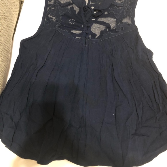 Free People Navy sleeveless top size small - Picture 4 of 10